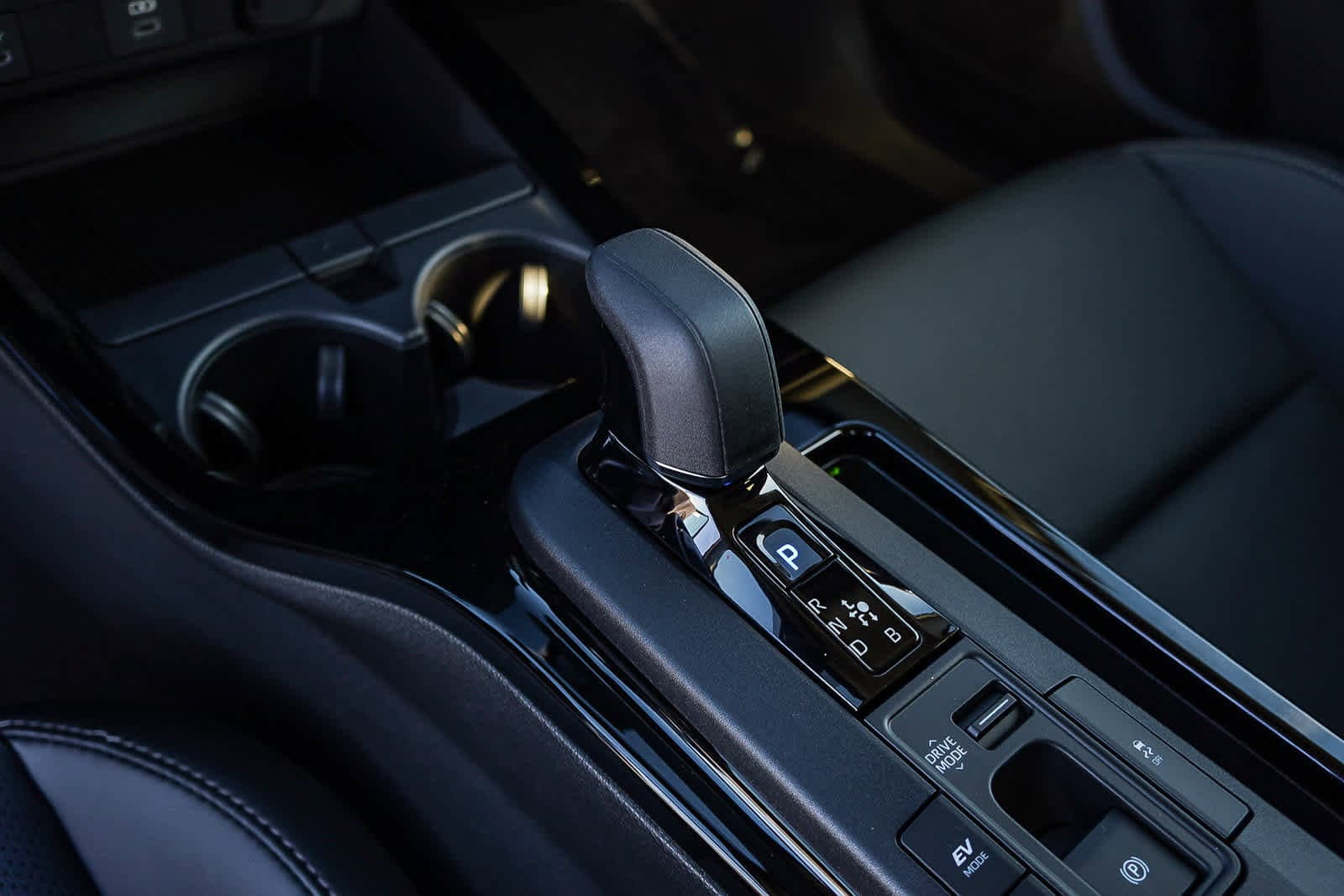 Thumbnail: 2026 Toyota Prius - 25