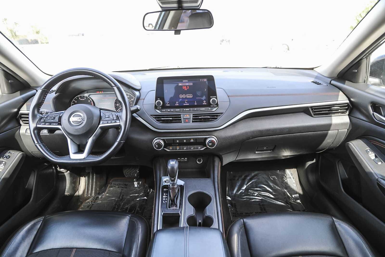 Thumbnail: 2021 Nissan Altima - 11