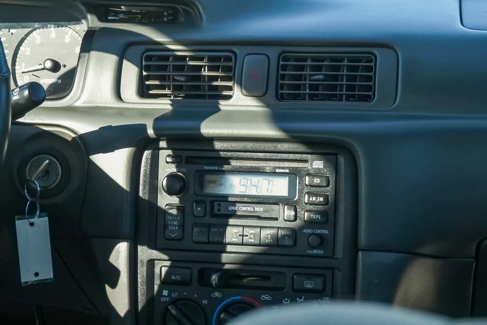 Thumbnail: 1999 Toyota Camry - 15