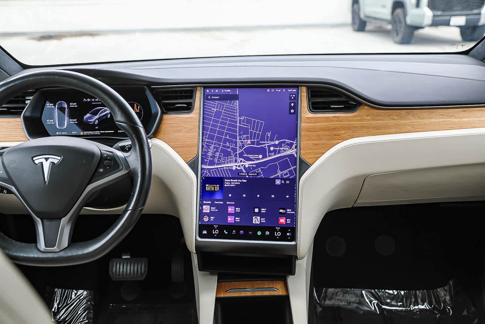 Thumbnail: 2020 Tesla Model X - 13