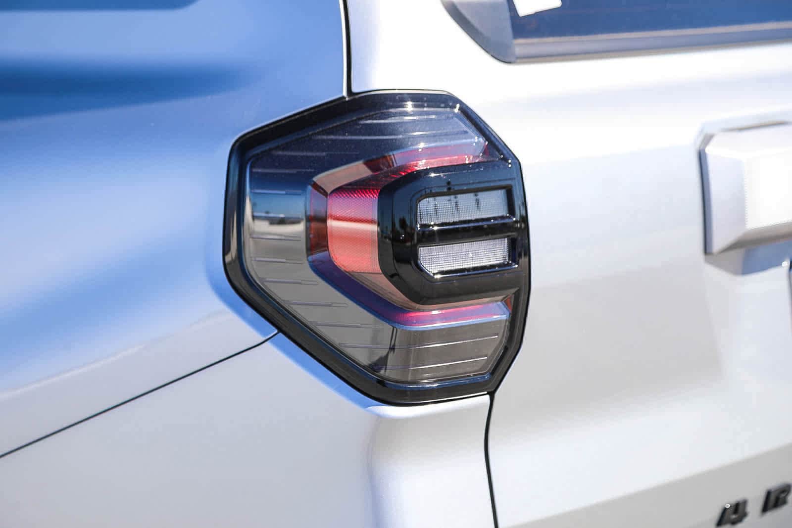 Thumbnail: 2025 Toyota 4Runner - 8