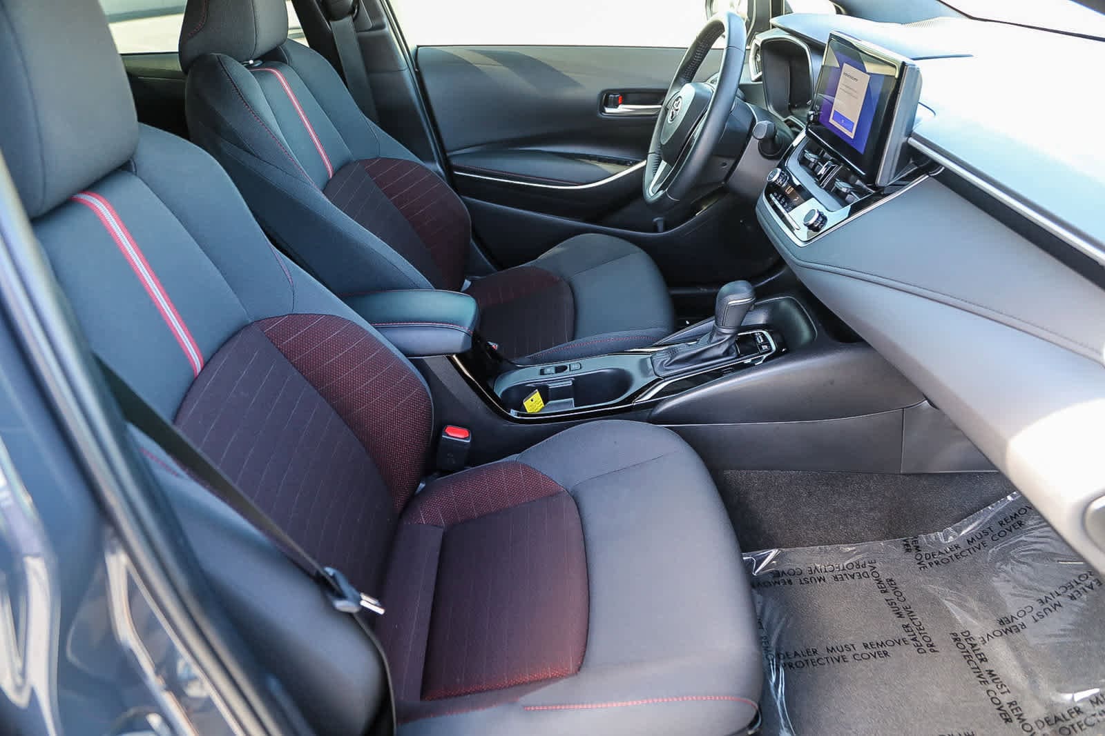 Thumbnail: 2023 Toyota Corolla - 17