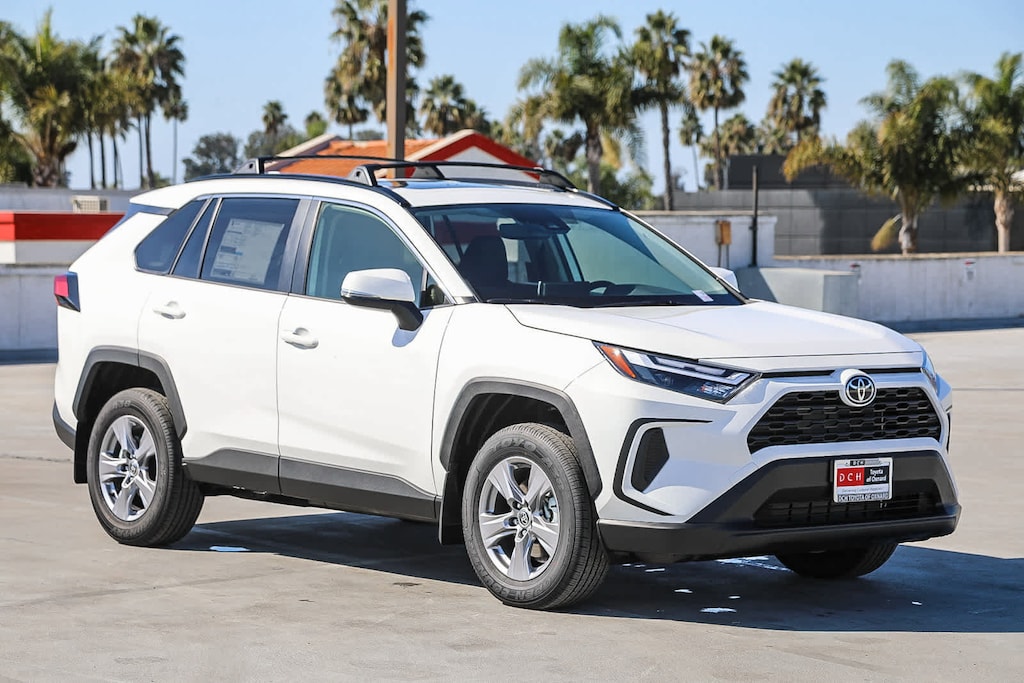 New 2025 Toyota RAV4 XLE XLE FWD SUV