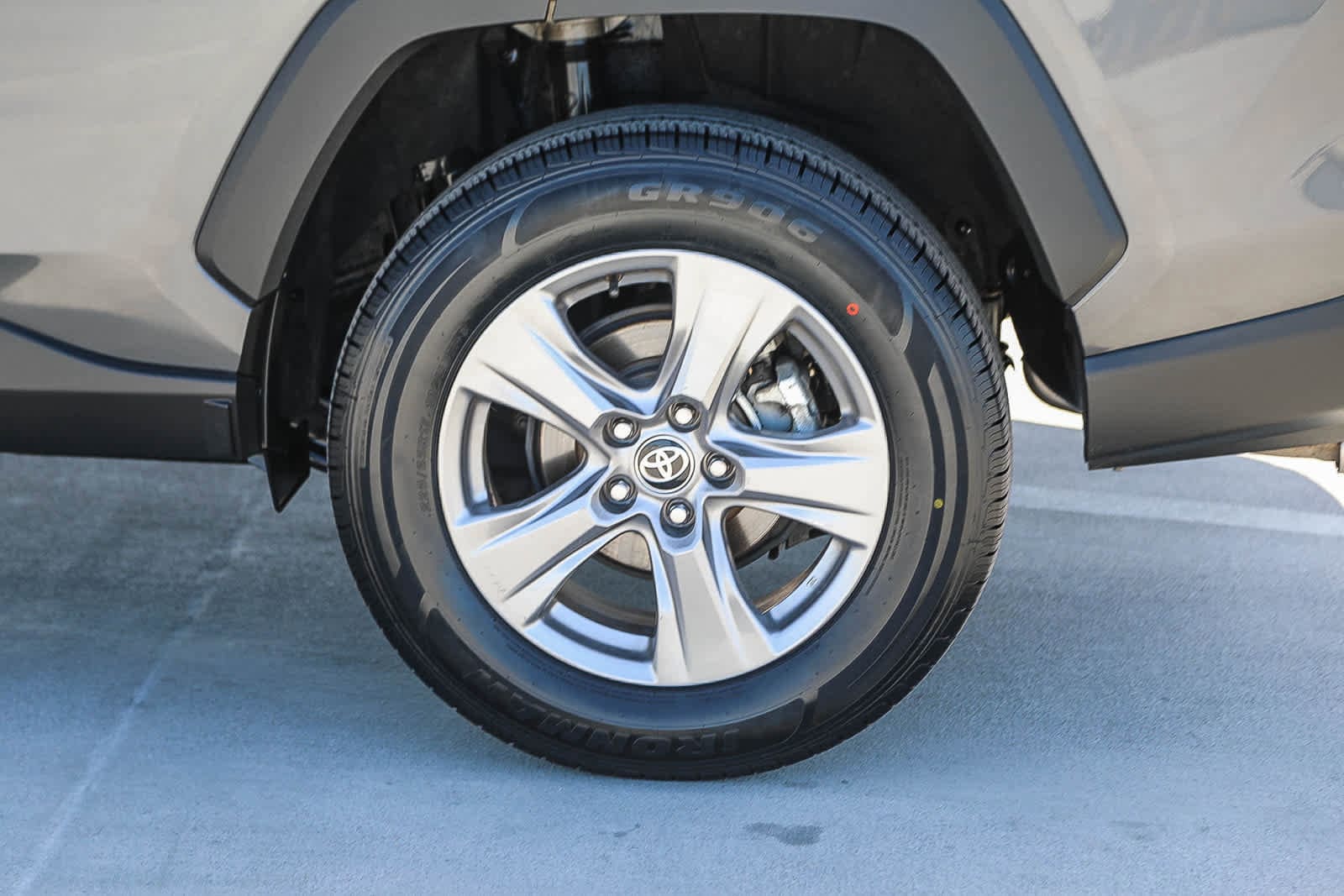 Thumbnail: 2024 Toyota RAV4 - 12