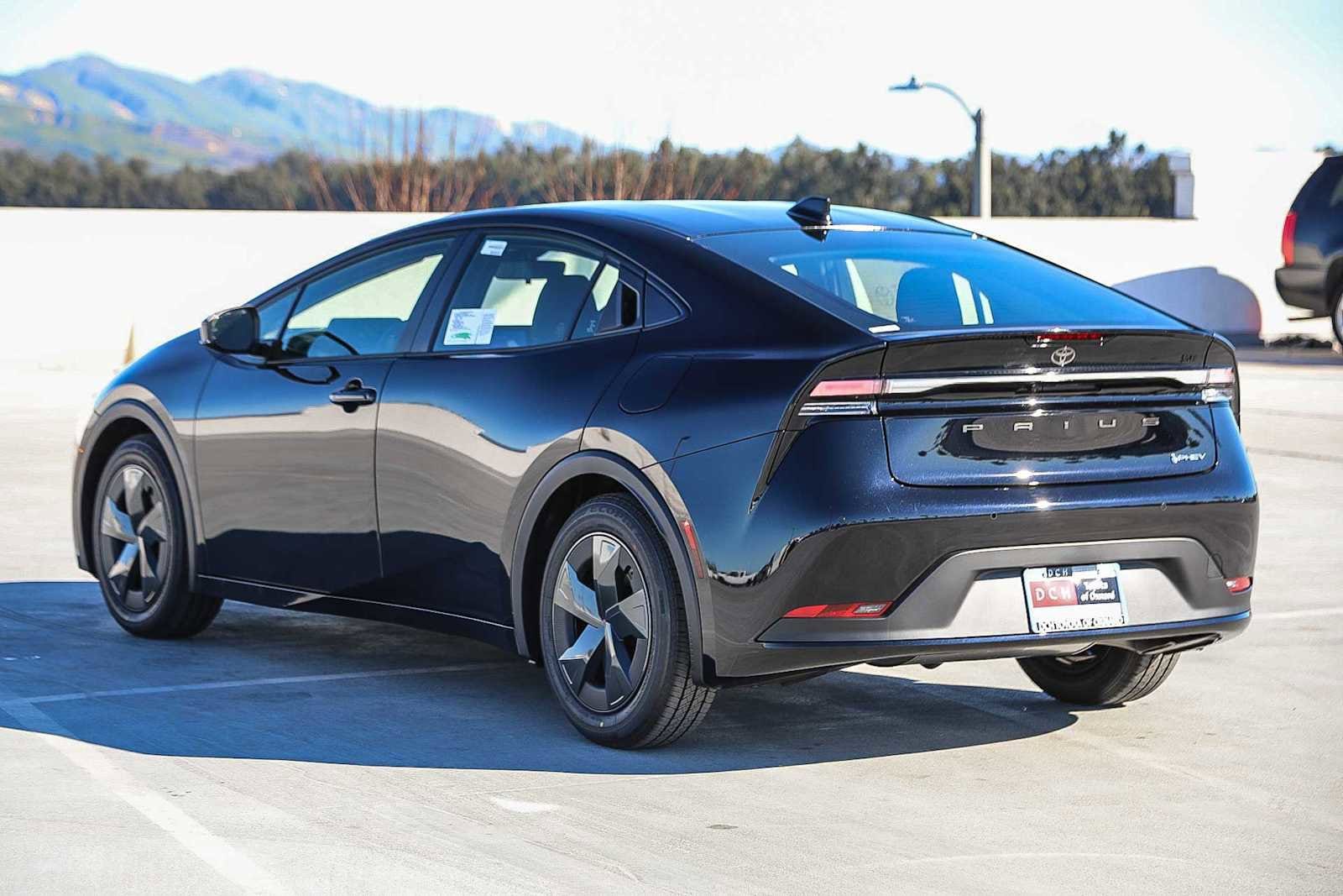 Thumbnail: 2026 Toyota Prius - 7