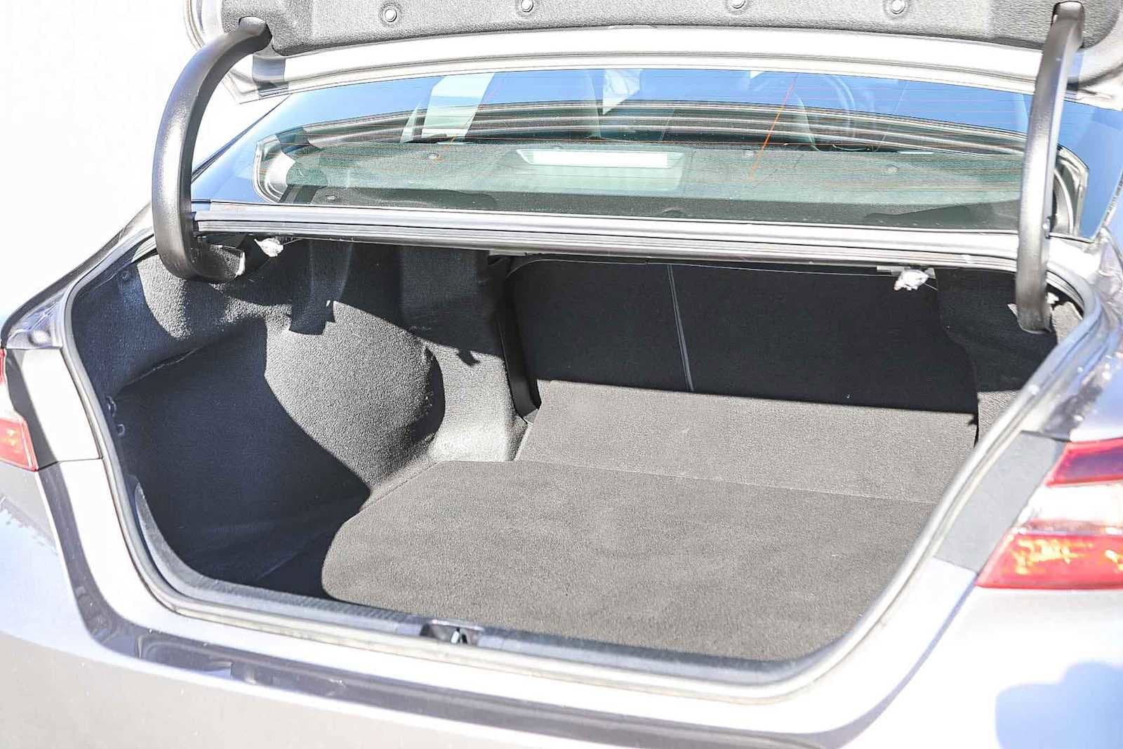 Thumbnail: 2023 Toyota Camry - 26