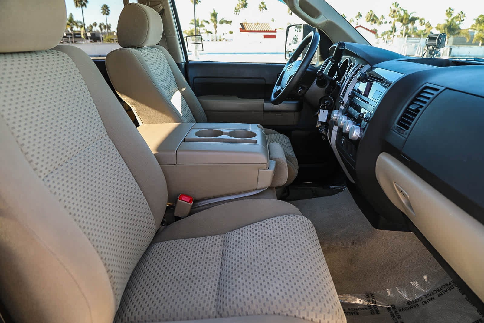 Thumbnail: 2011 Toyota Tundra - 15