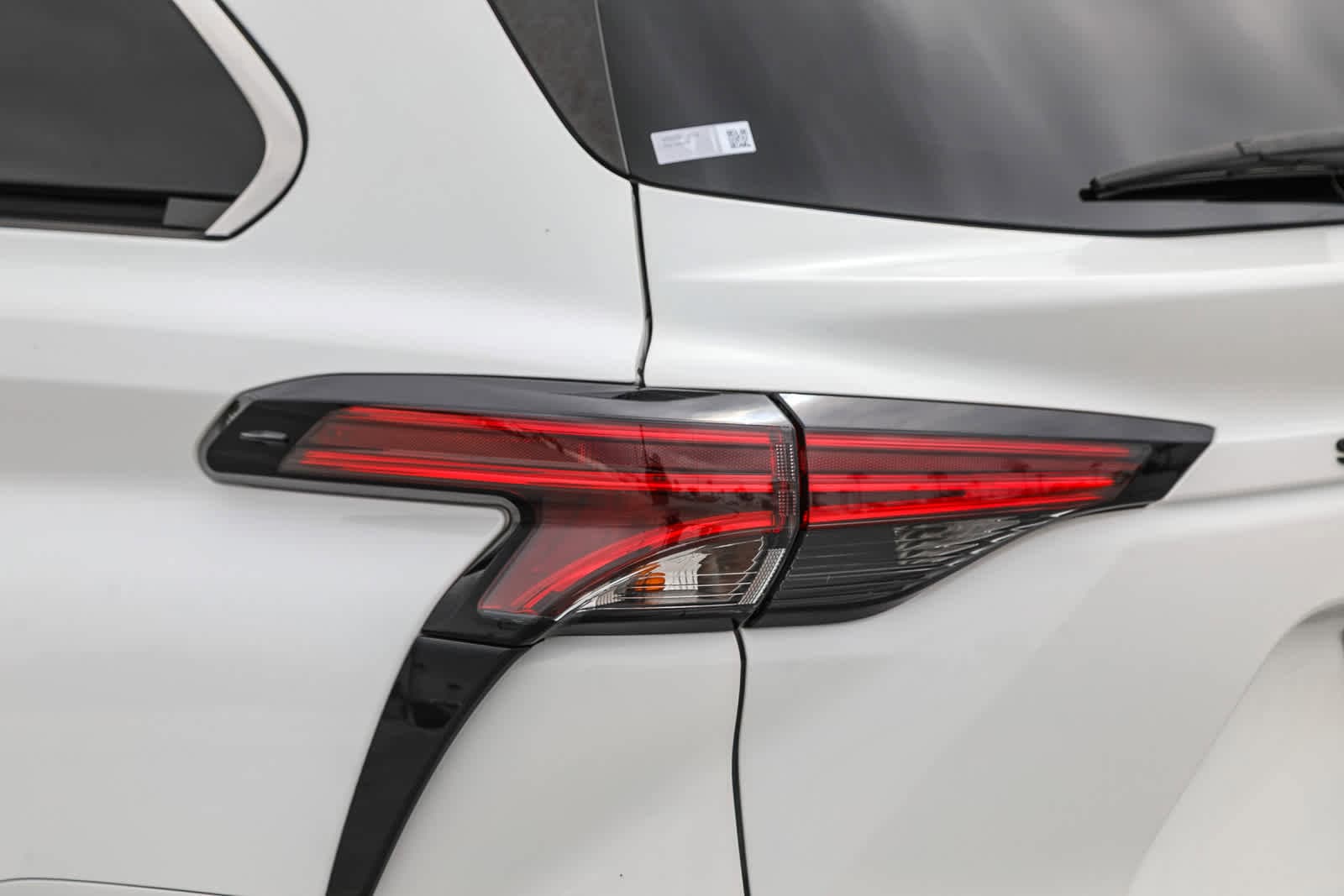 2021 Toyota Sienna LE 8