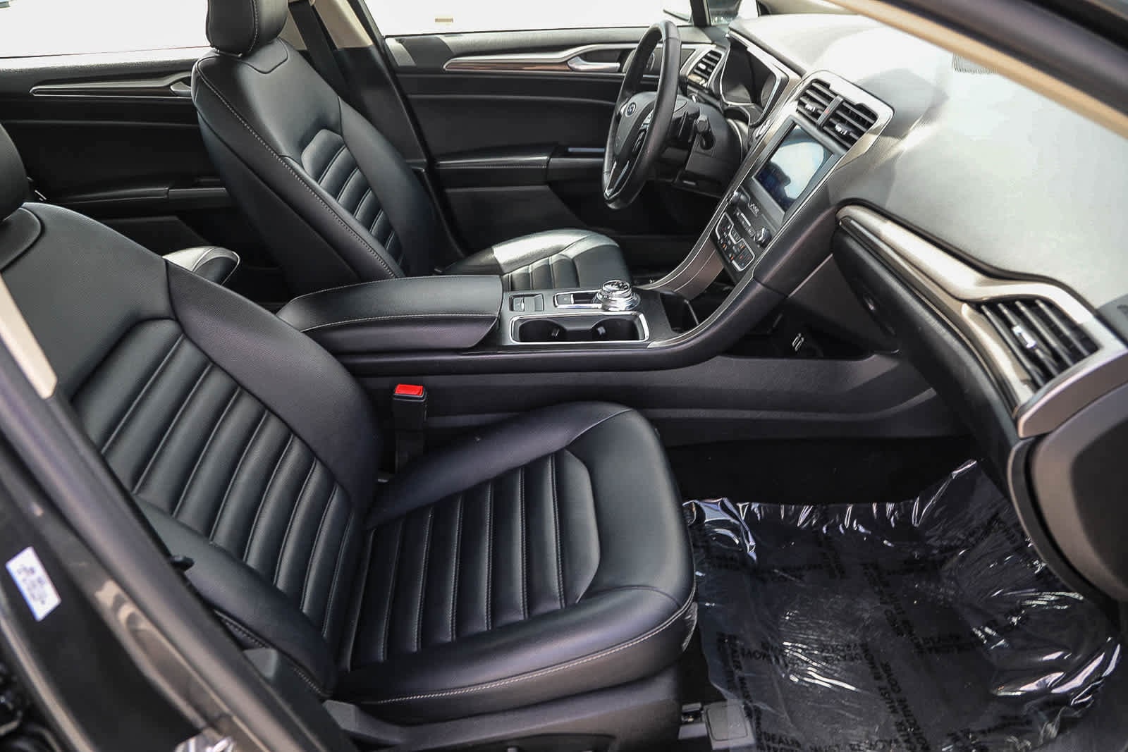 Thumbnail: 2019 Ford Fusion - 16