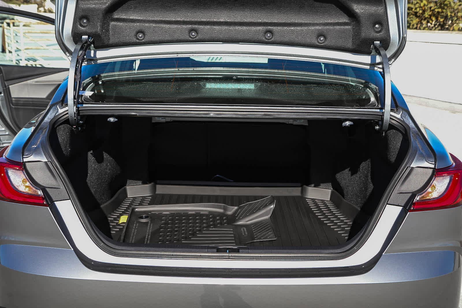 Thumbnail: 2026 Toyota Camry - 11