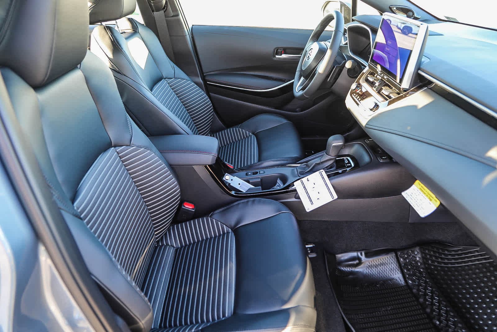 Thumbnail: 2026 Toyota Corolla - 18