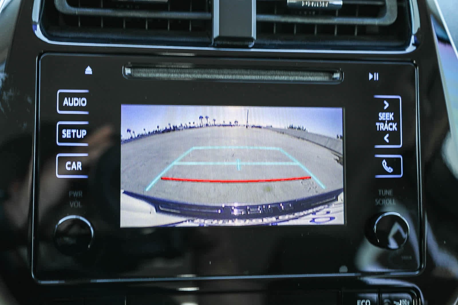 Thumbnail: 2017 Toyota Prius - 22