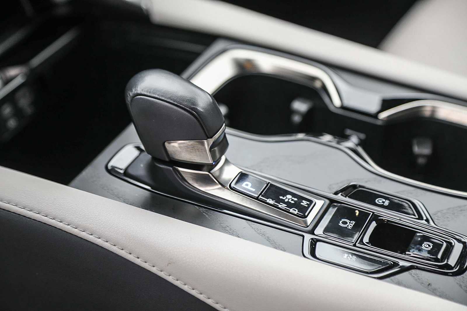 Thumbnail: 2023 Lexus RX - 20