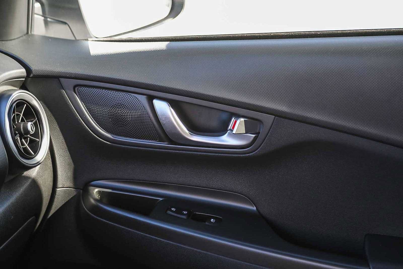 Thumbnail: 2023 Hyundai Kona - 21