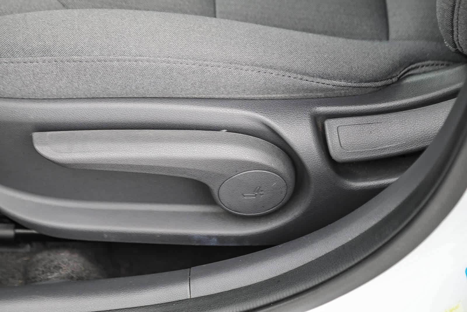 Thumbnail: 2020 Hyundai Ioniq - 16