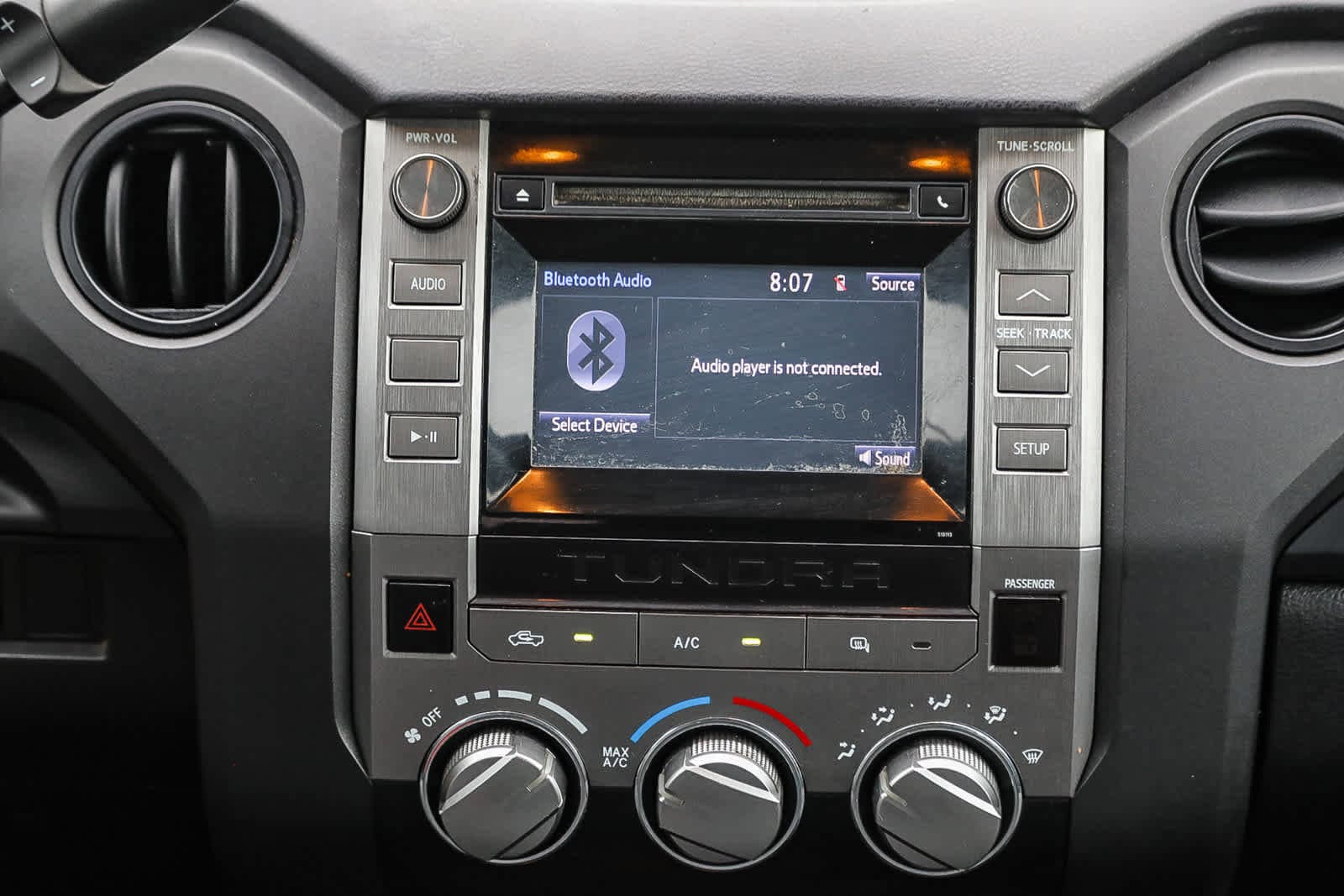 Thumbnail: 2016 Toyota Tundra - 14