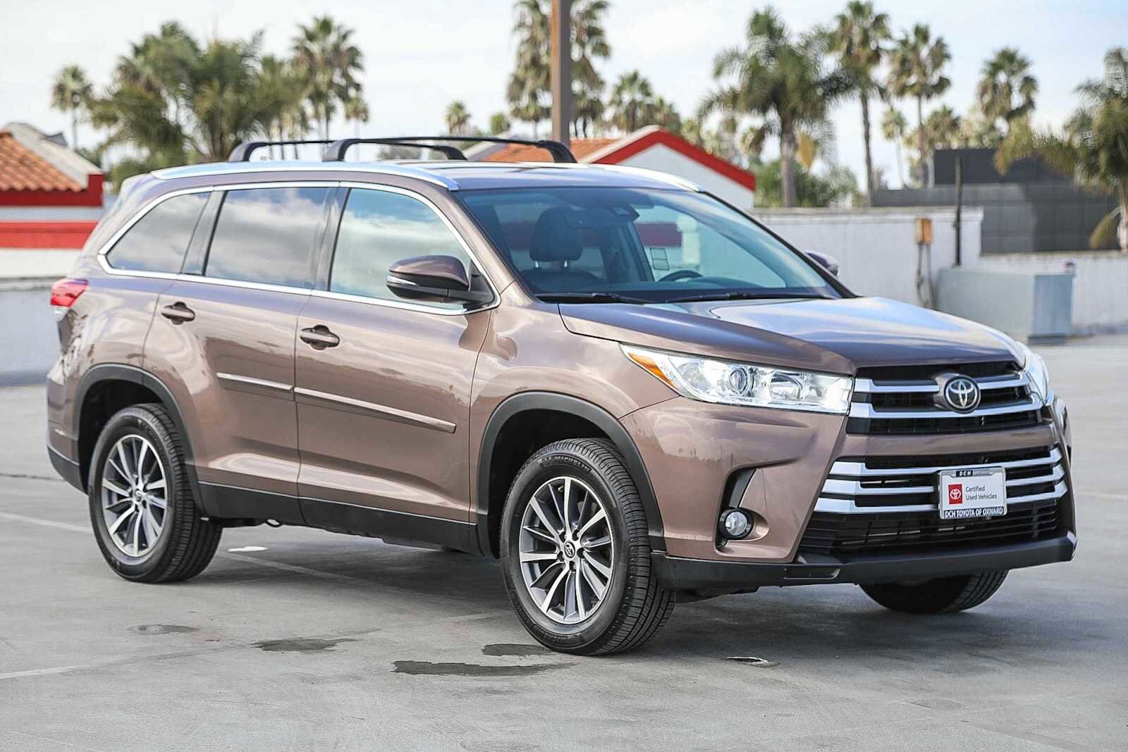 2019 Toyota Highlander XLE photo 3