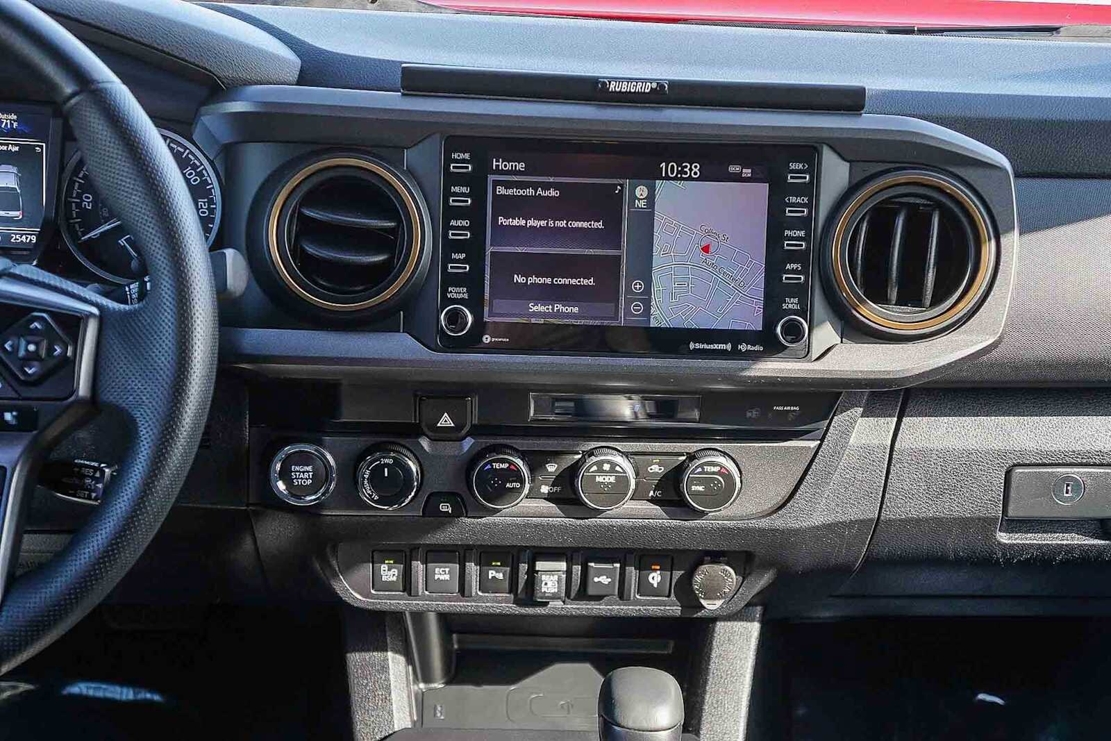 Thumbnail: 2023 Toyota Tacoma - 15