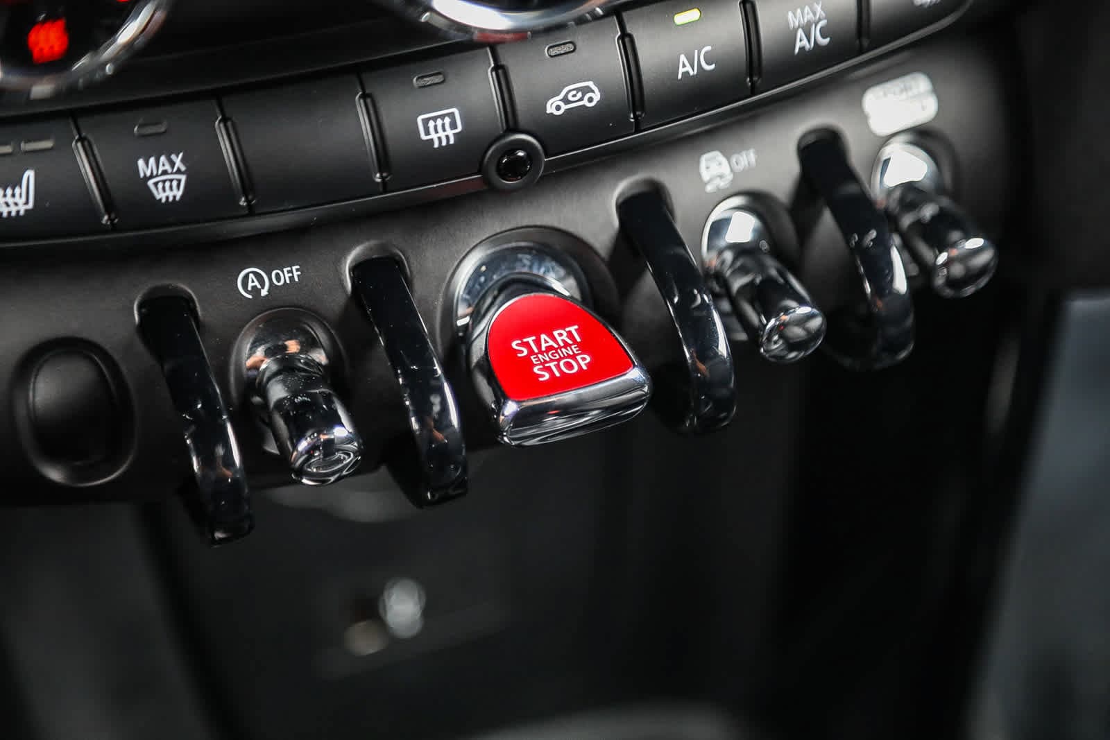 Thumbnail: 2023 MINI Cooper - 22