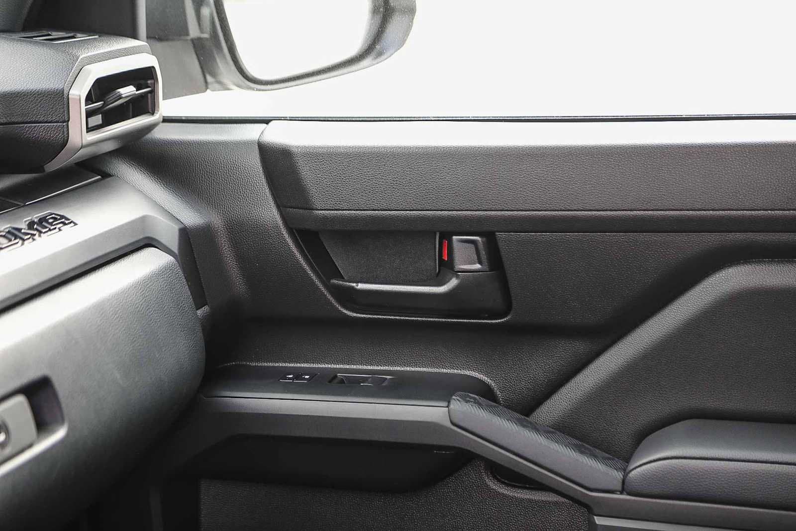 Thumbnail: 2025 Toyota Tacoma - 19