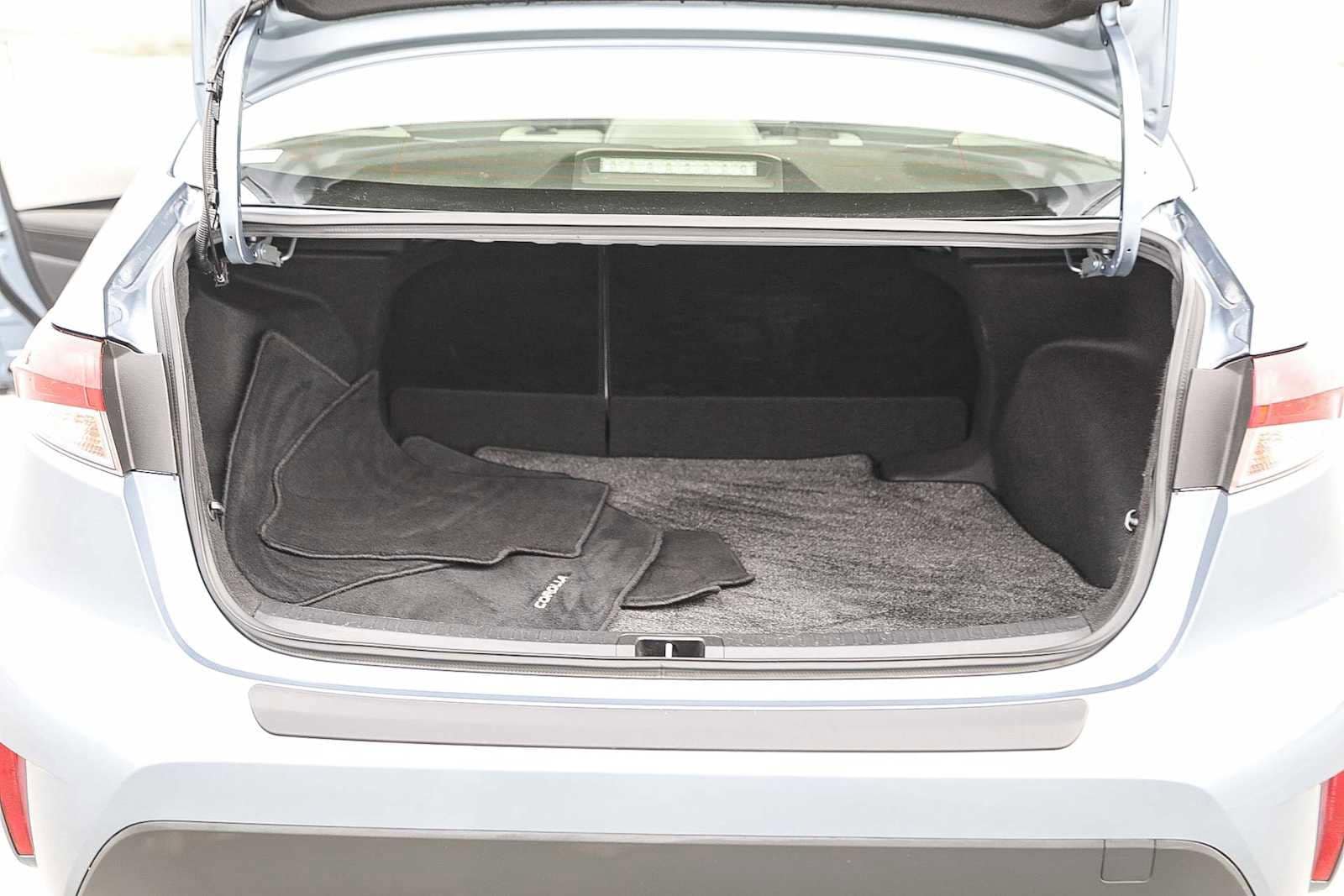 Thumbnail: 2023 Toyota Corolla - 26