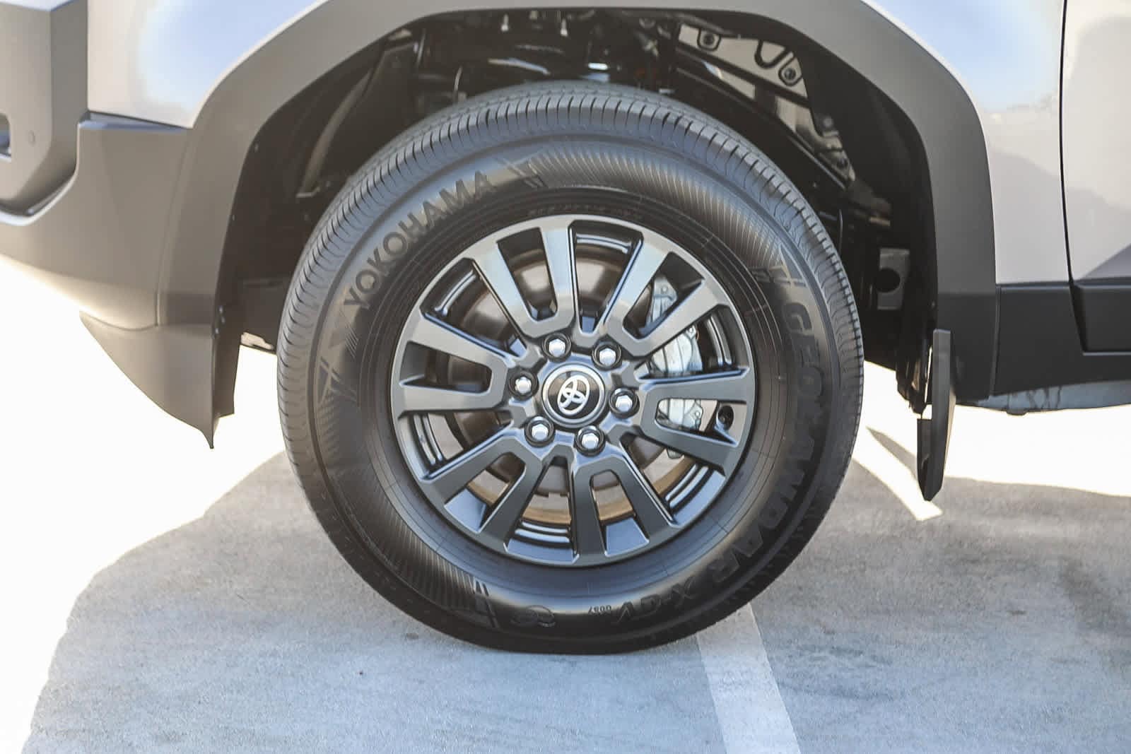 Thumbnail: 2025 Toyota Land Cruiser - 11