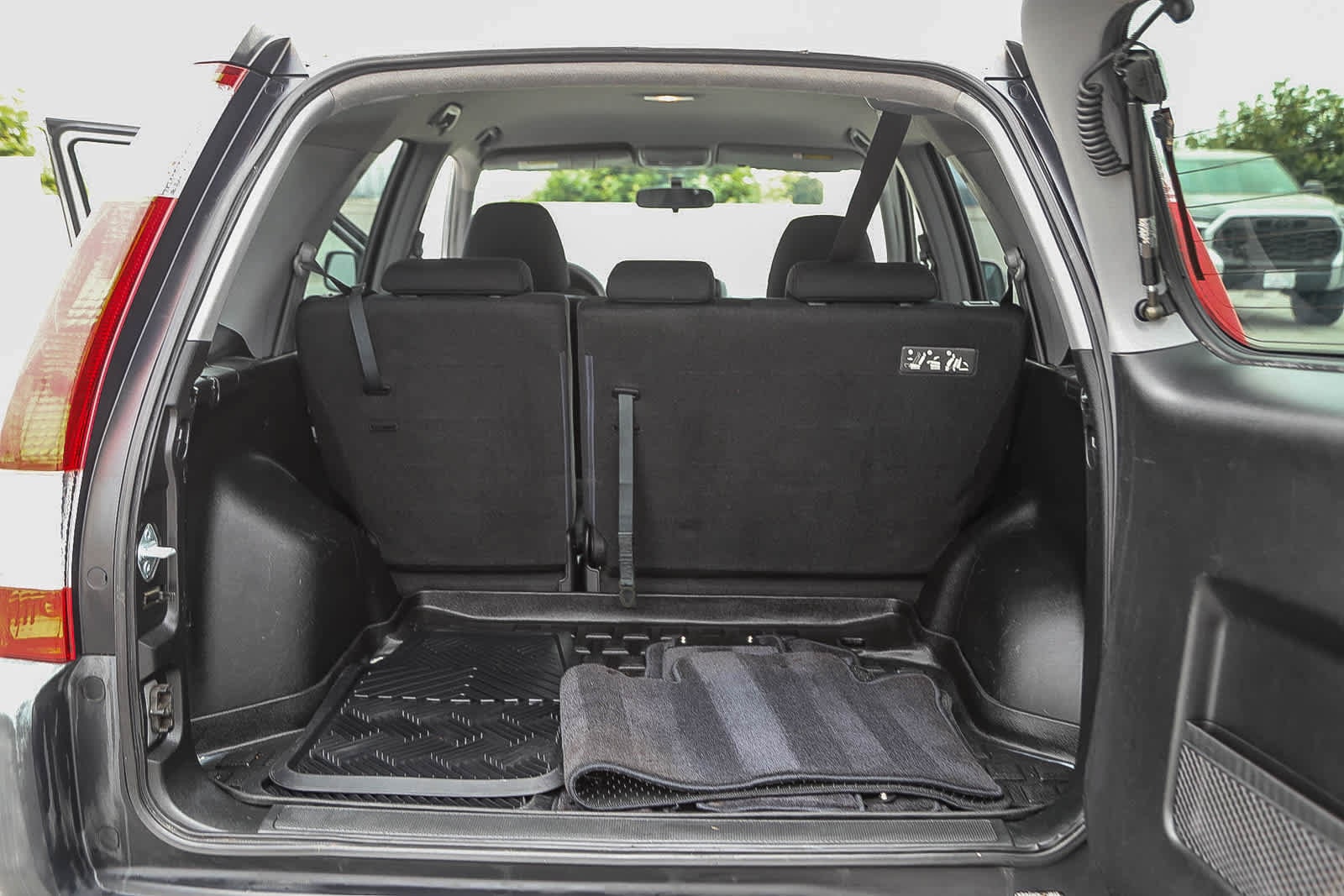 Thumbnail: 2006 Honda CR-V - 24