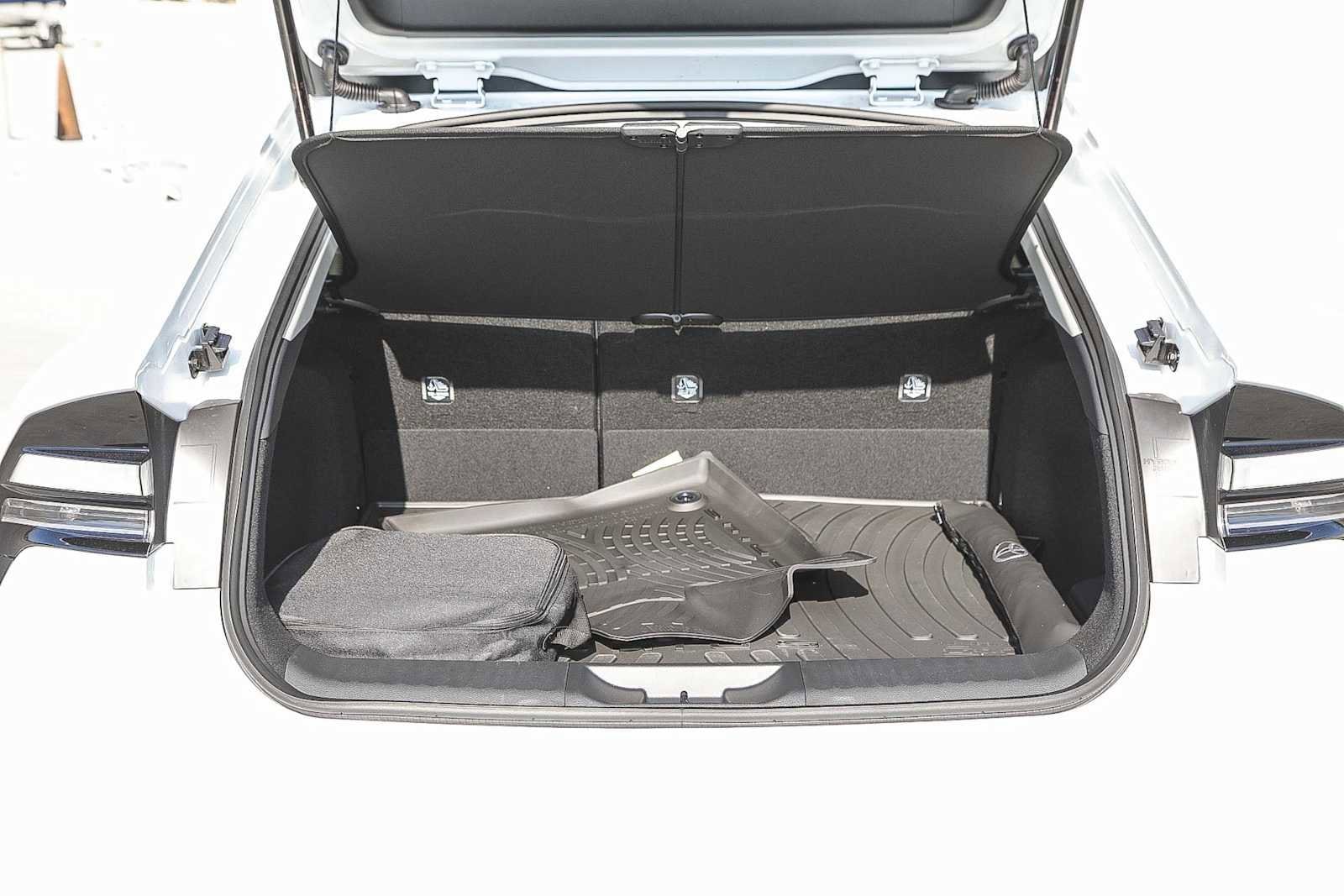 Thumbnail: 2026 Toyota Prius - 23