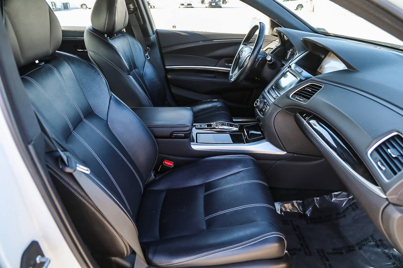 Thumbnail: 2018 Acura RLX - 16