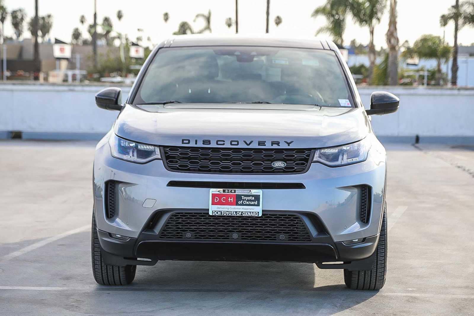 Thumbnail: 2020 Land Rover Discovery Sport - 2