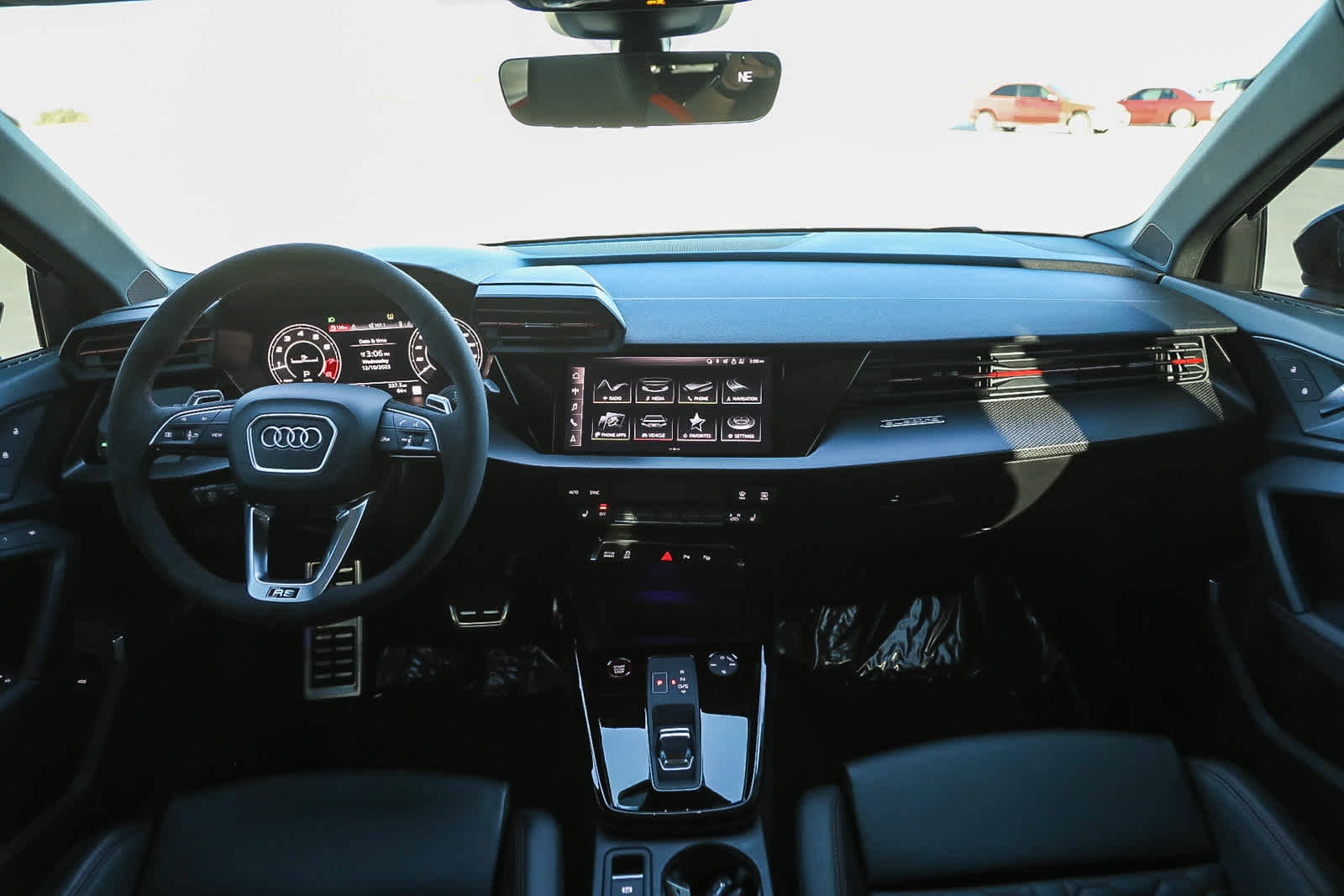 Thumbnail: 2024 Audi RS 3 - 12