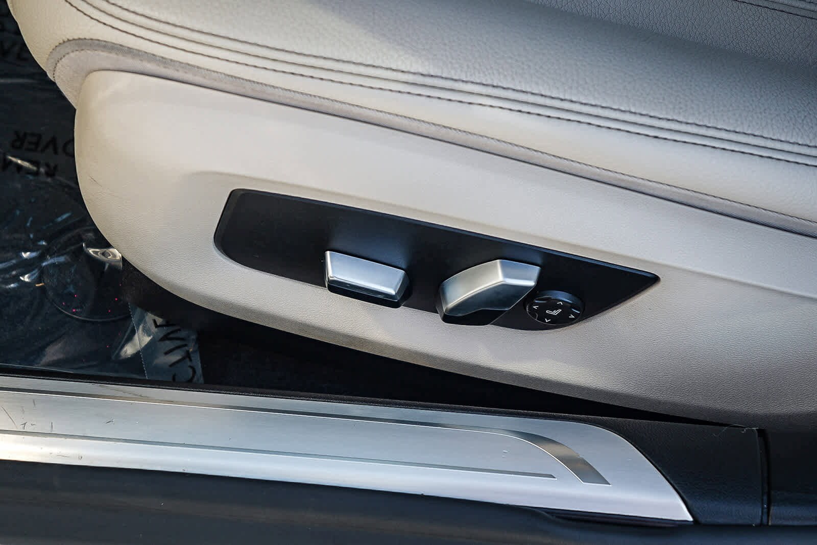 Thumbnail: 2019 BMW 7 Series - 25