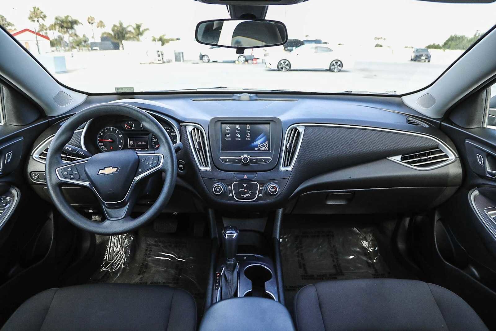 Thumbnail: 2018 Chevrolet Malibu - 11