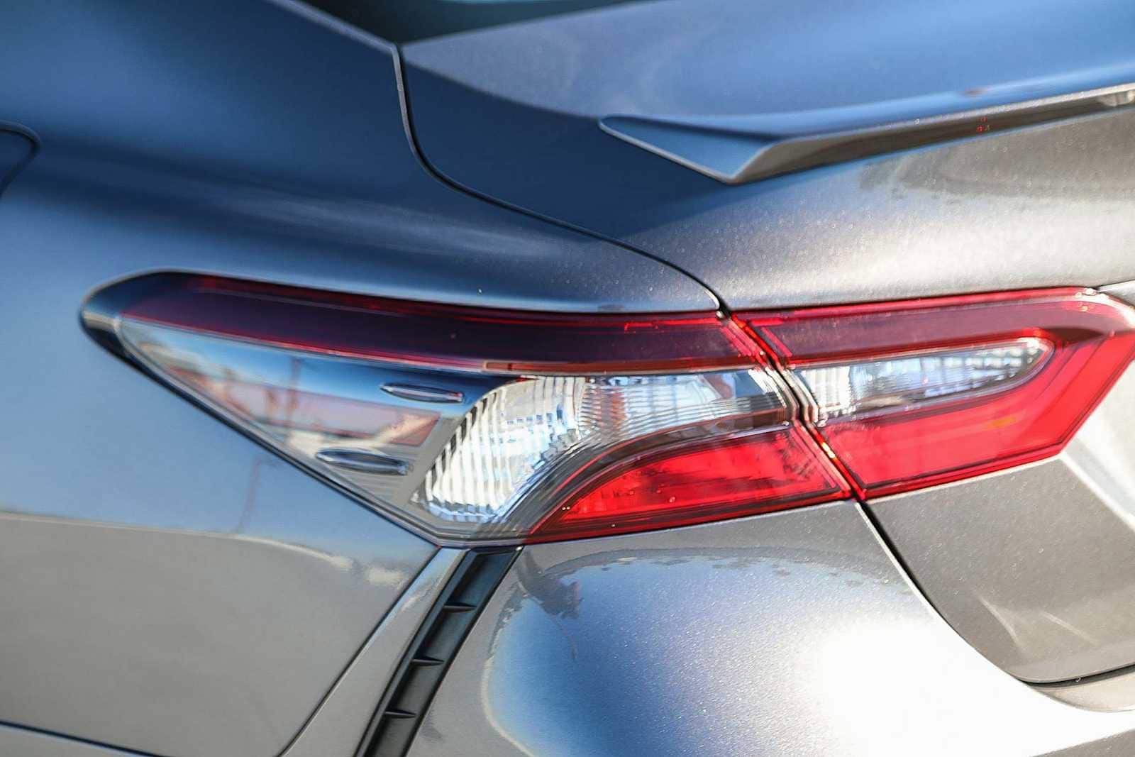 Thumbnail: 2023 Toyota Camry - 10