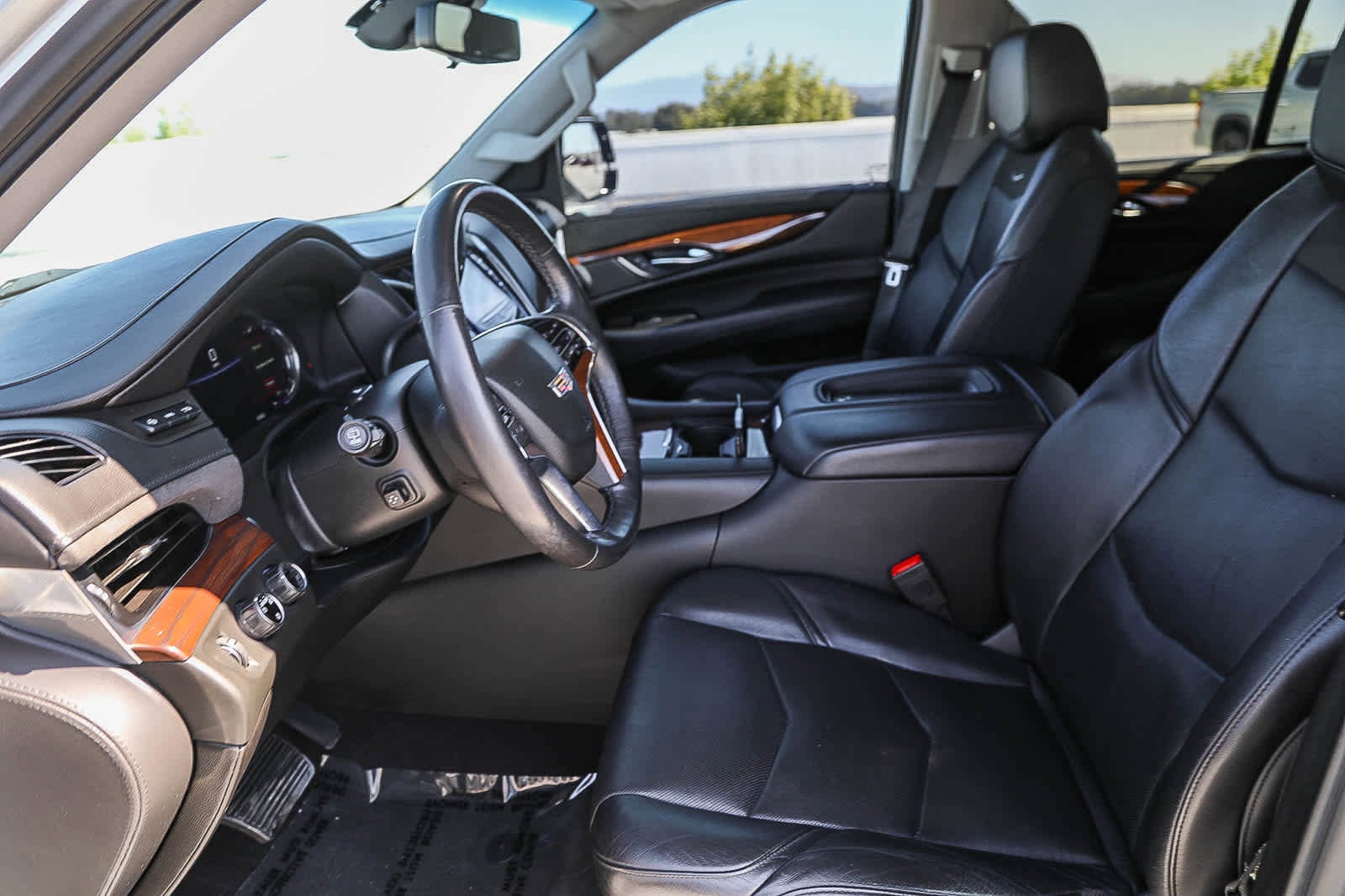 Thumbnail: 2020 Cadillac Escalade - 17