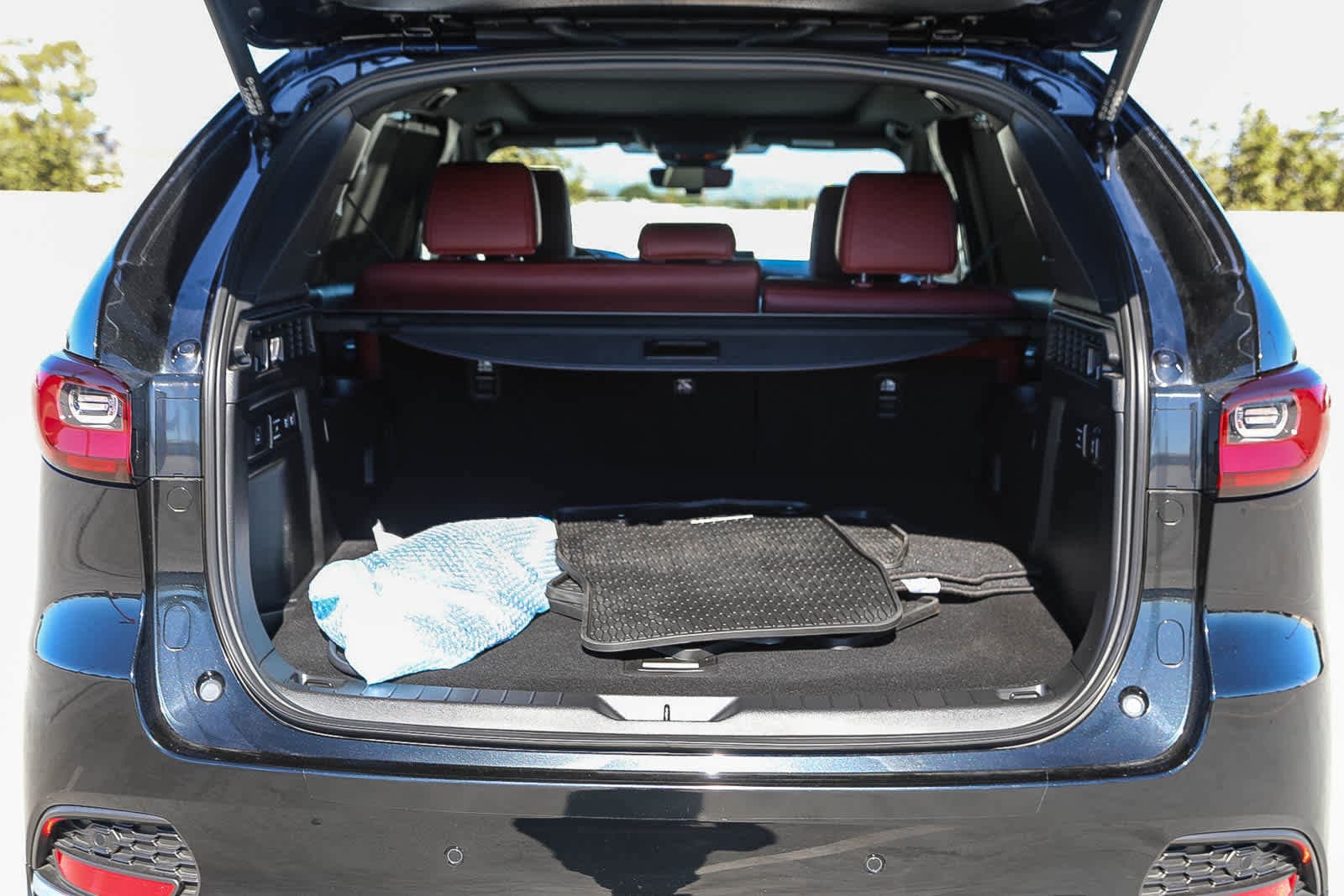 Thumbnail: 2025 Mazda CX-70 - 24