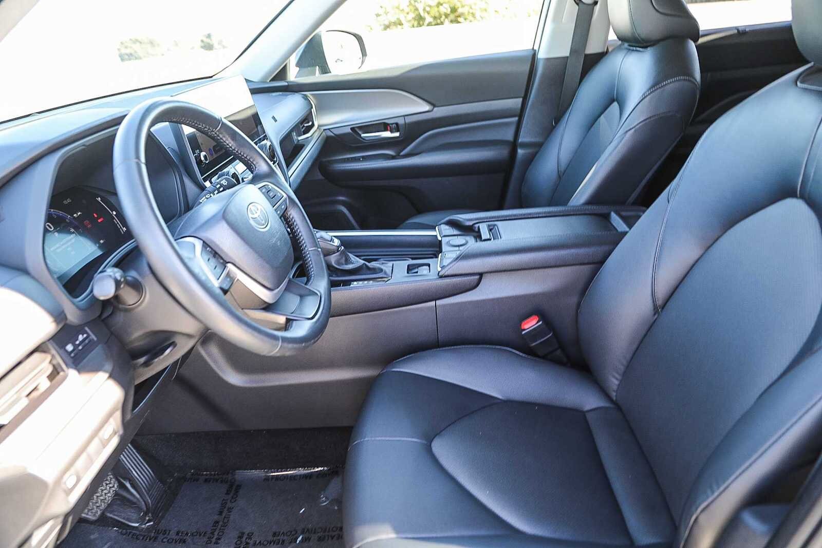 Thumbnail: 2024 Toyota Grand Highlander - 18