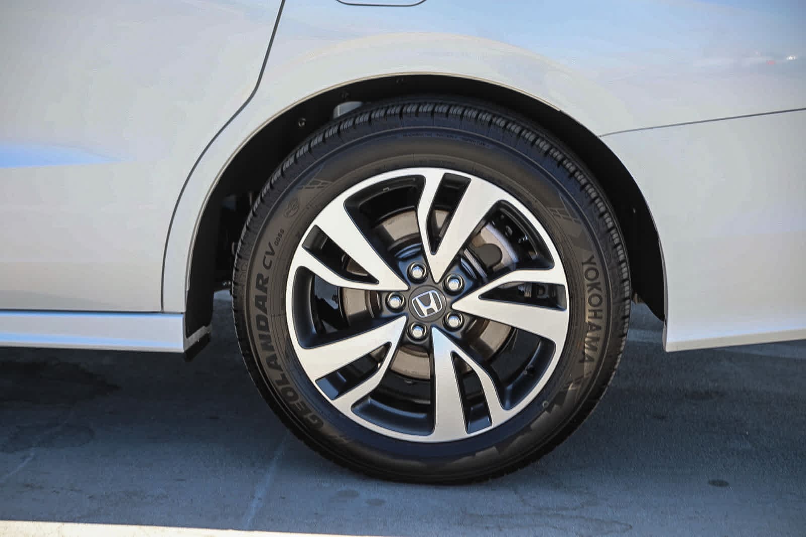 Thumbnail: 2024 Honda Odyssey - 10