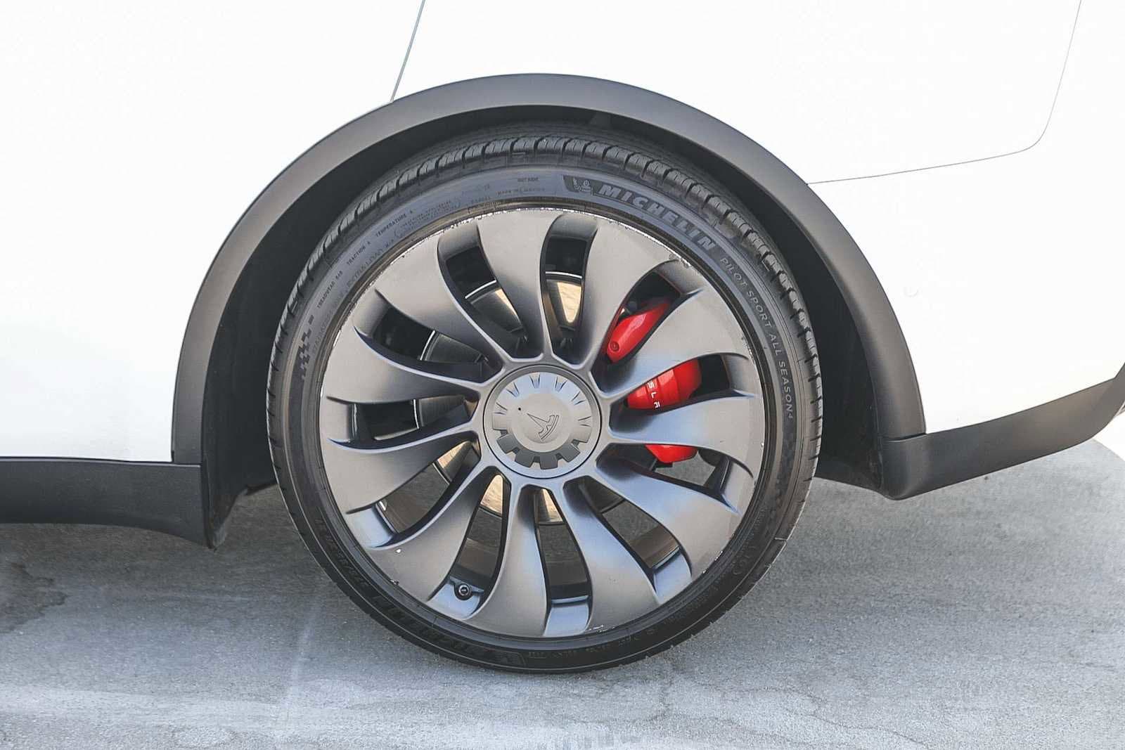Thumbnail: 2021 Tesla Model Y - 10
