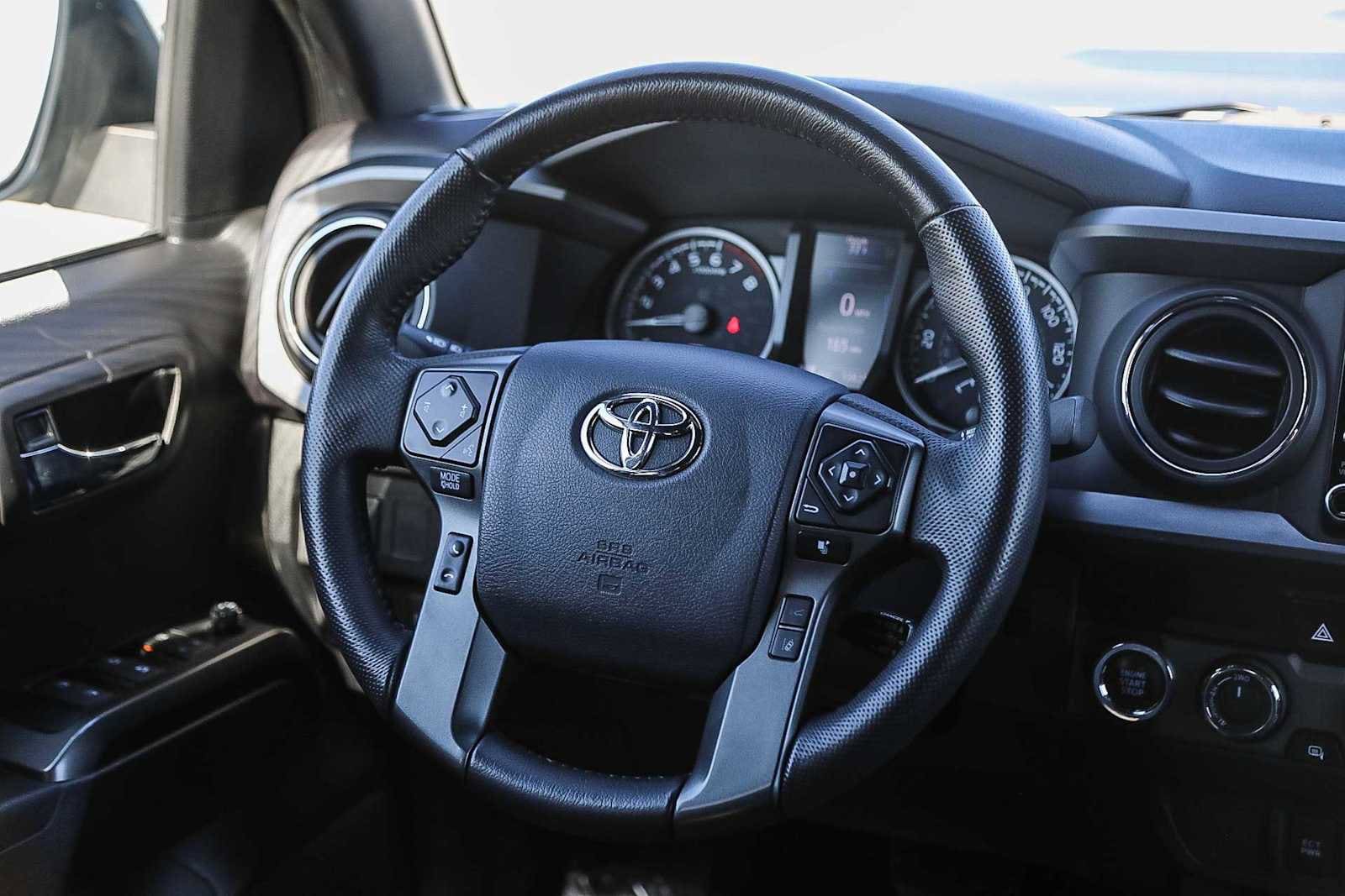 Thumbnail: 2023 Toyota Tacoma - 15