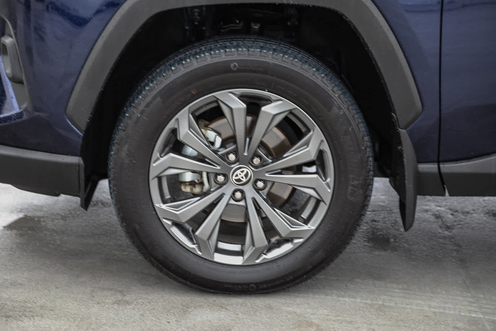 トヨタ　RAV4 RAV4（トヨタ）X（2019年4月）｜カタログから中古車を探す