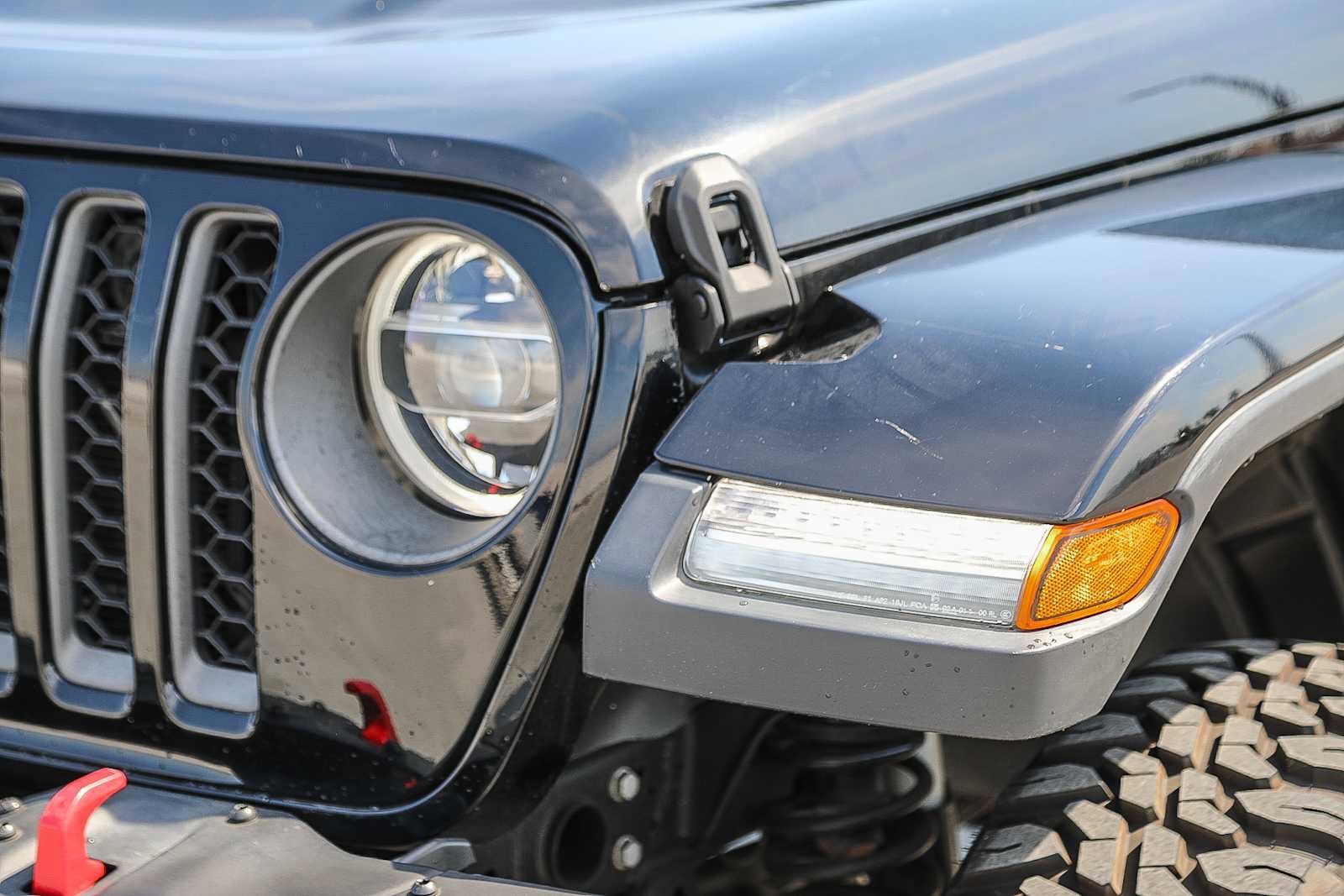 Thumbnail: 2020 Jeep Gladiator - 7