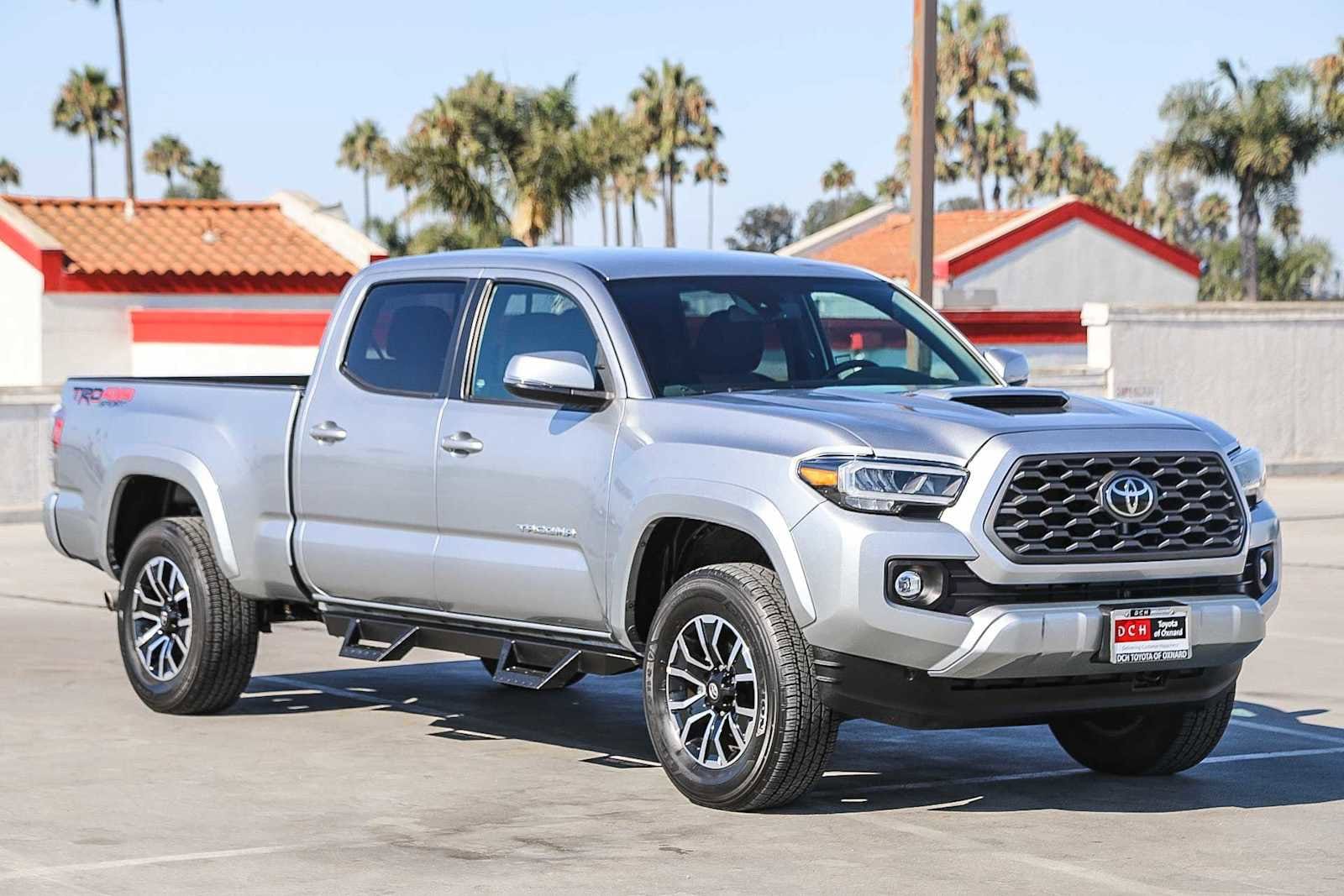 Thumbnail: 2023 Toyota Tacoma - 4