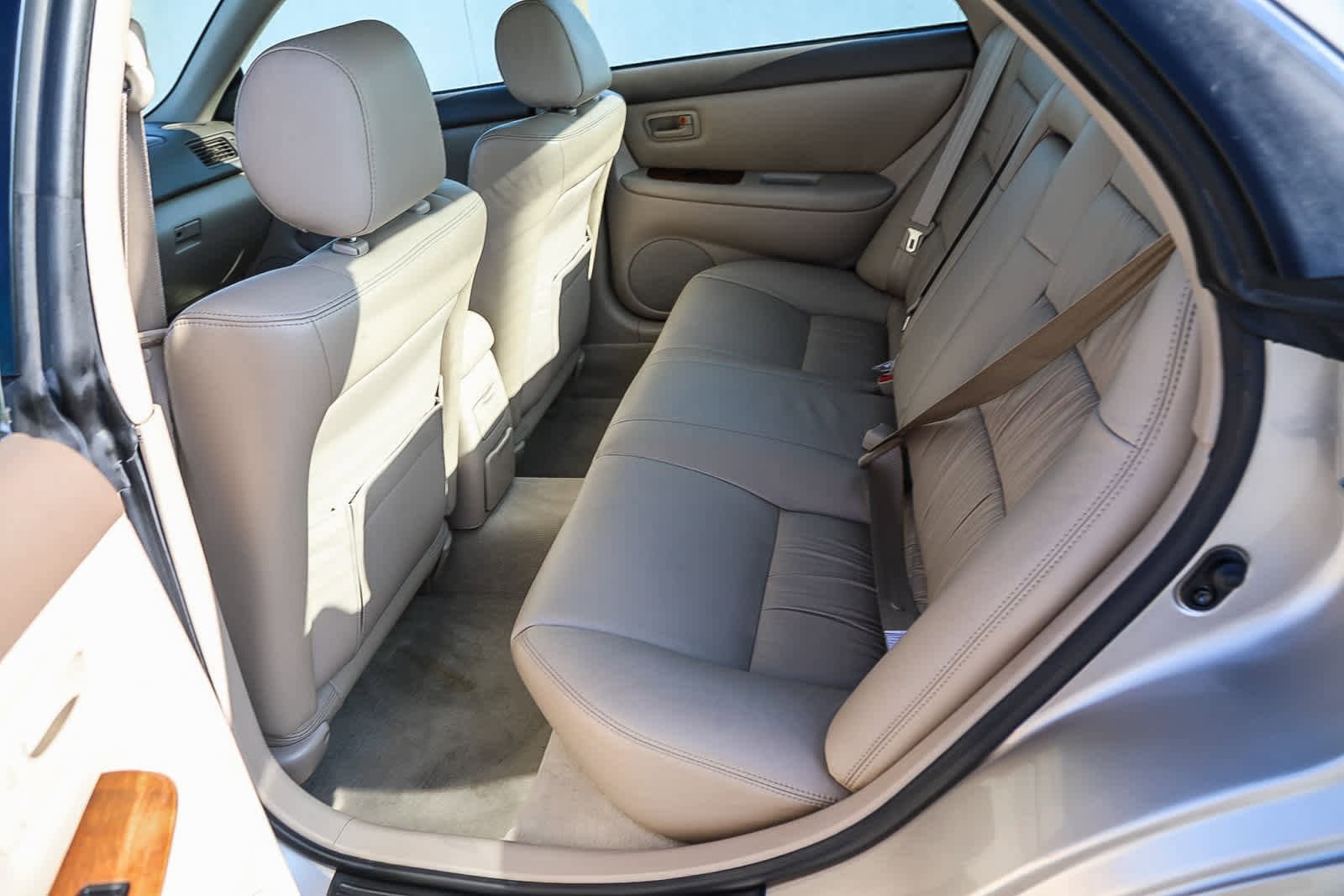 Thumbnail: 1997 Lexus ES - 17
