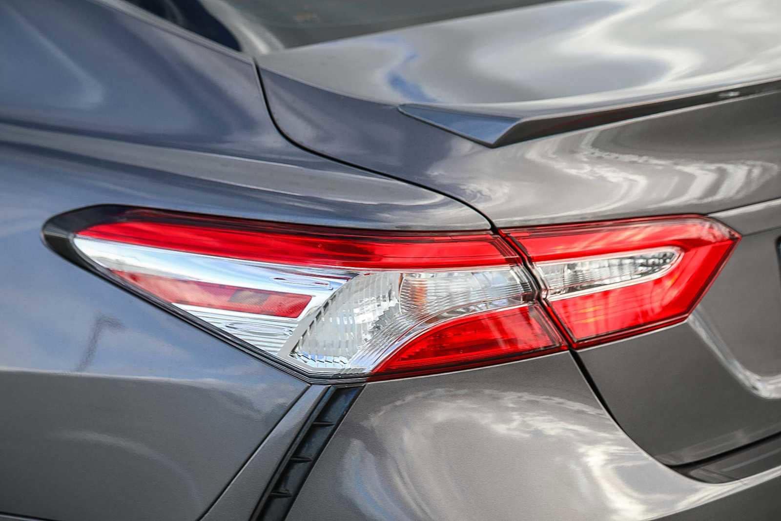 Thumbnail: 2020 Toyota Camry - 10