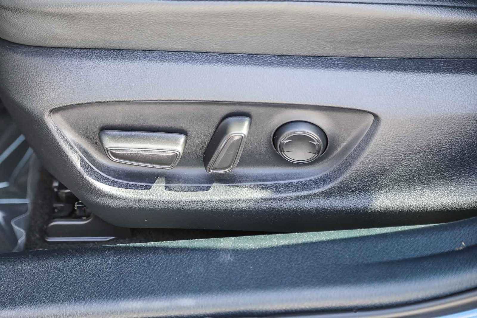 Thumbnail: 2024 Toyota Camry - 20