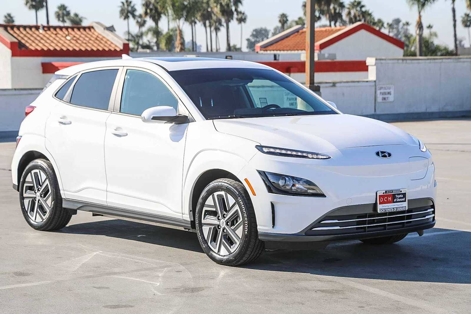 Thumbnail: 2023 Hyundai Kona - 4