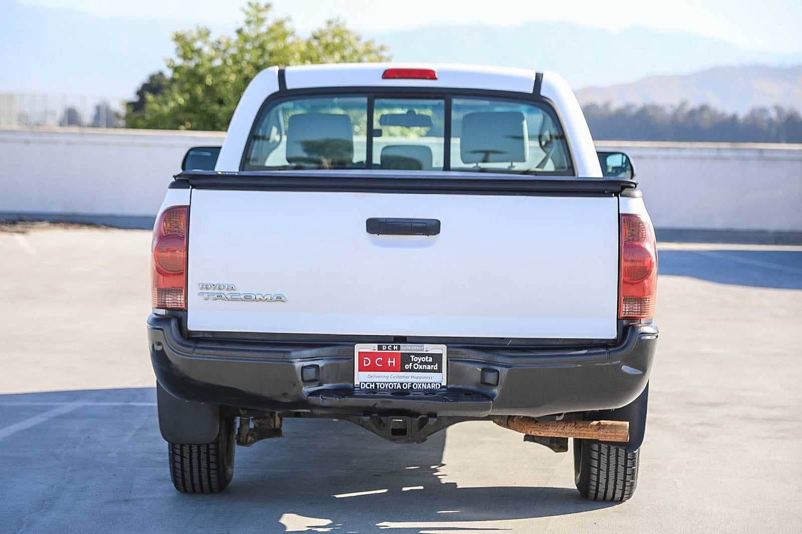 Thumbnail: 2013 Toyota Tacoma - 6
