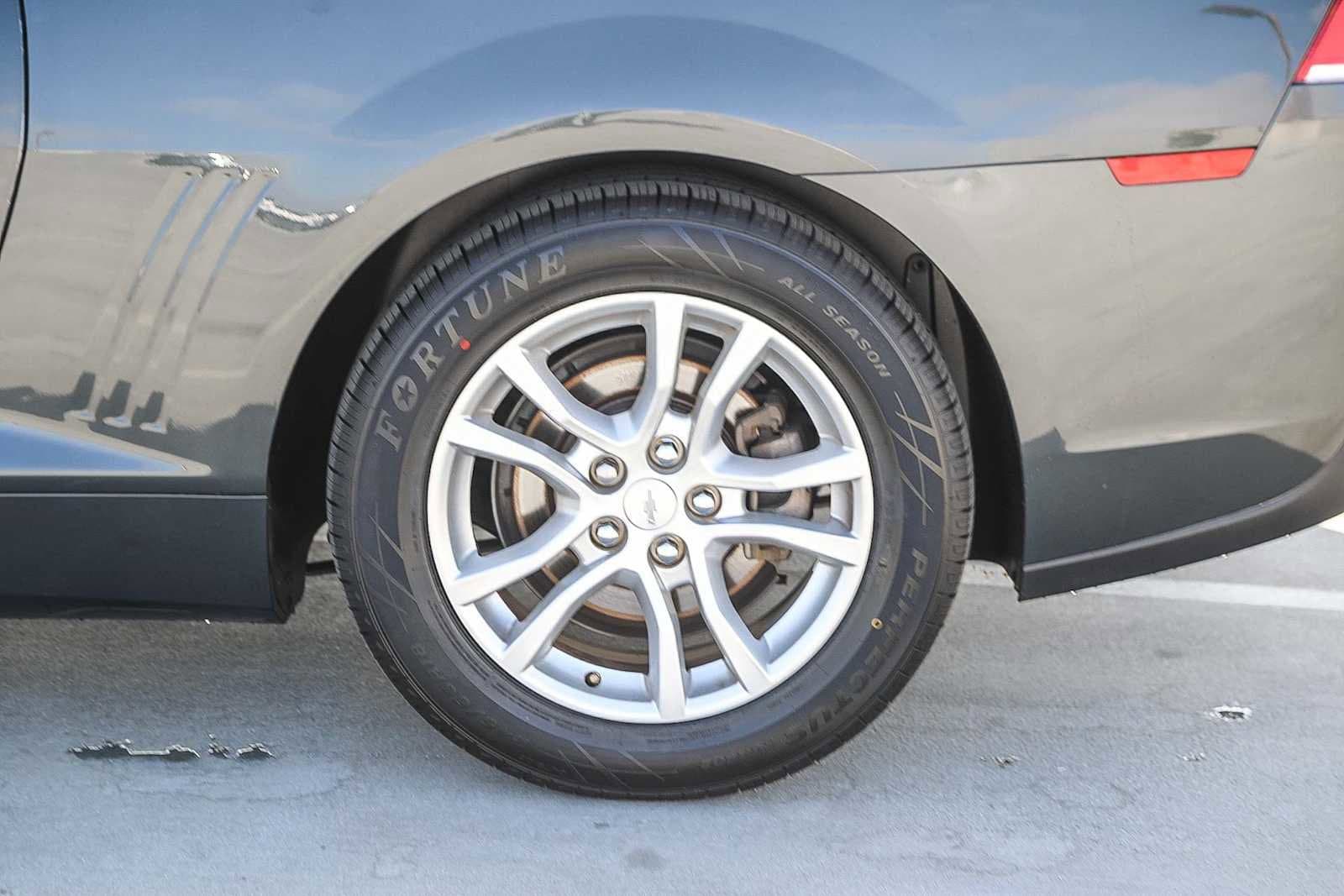 Thumbnail: 2015 Chevrolet Camaro - 10