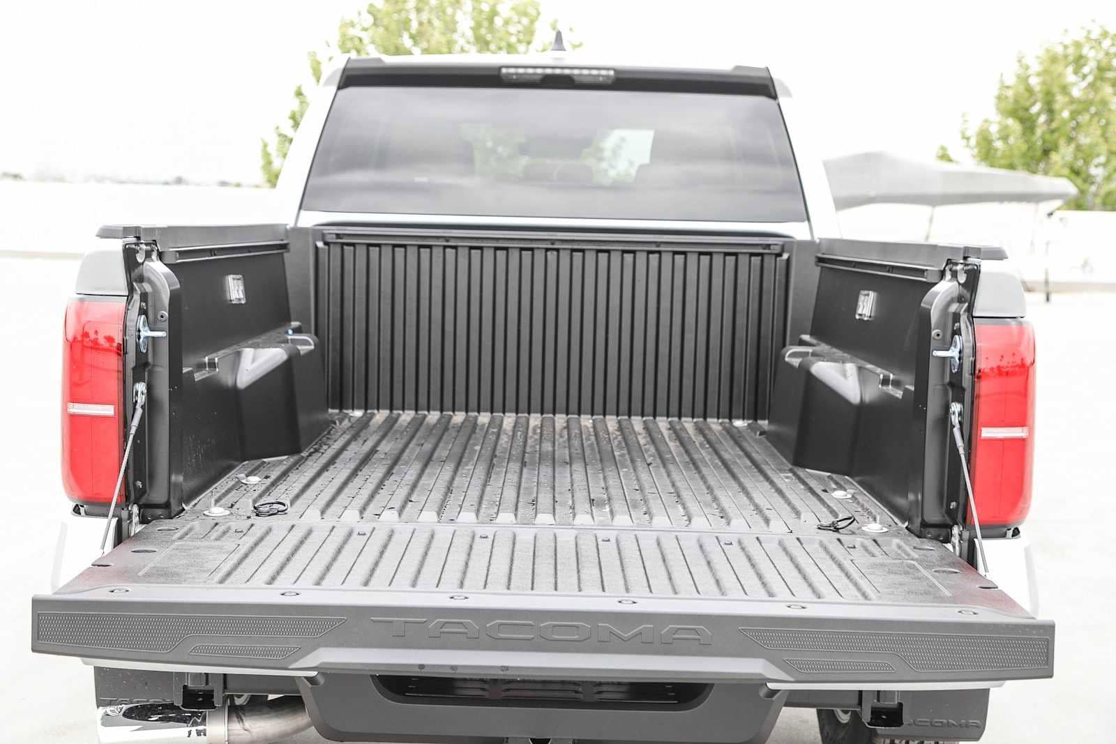 2025 Toyota Tacoma SR5 11